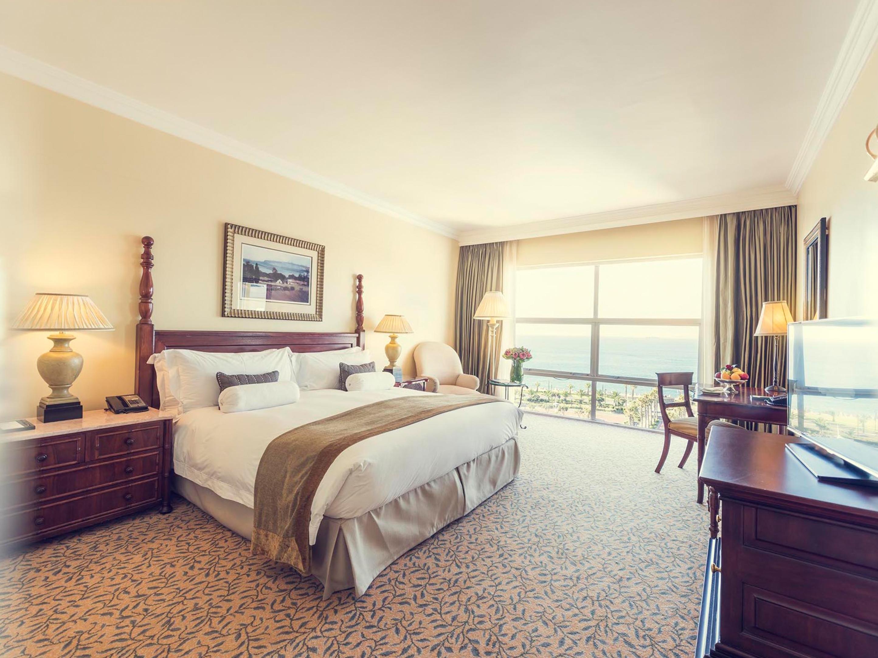 The Table Bay Hotel Κέιπ Τάουν Εξωτερικό φωτογραφία A room at the Hilton Tel Aviv