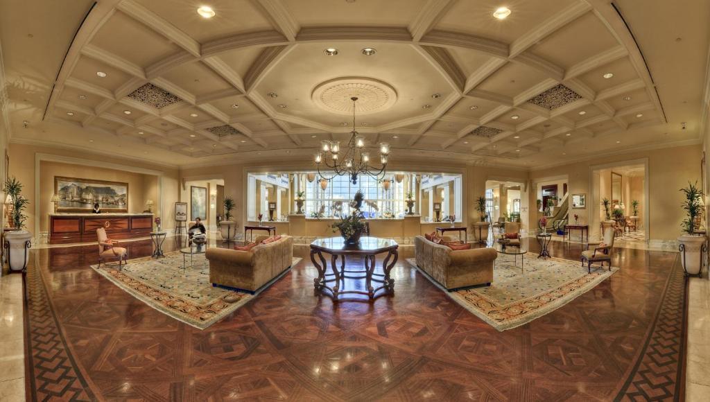 The Table Bay Hotel Κέιπ Τάουν Εξωτερικό φωτογραφία The lobby of the Ritz-Carlton, Boston